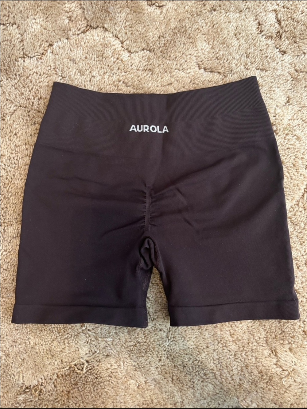 Aurola Women's Brown Seamless High-Waist Shorts